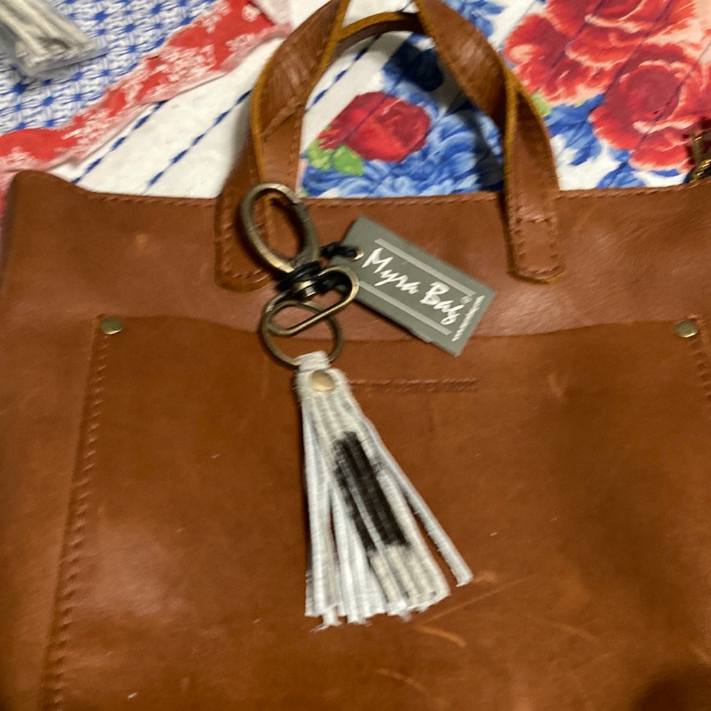 Myra bag charm